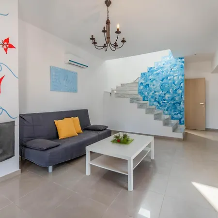 Ciel Blue Villas * Kiotari