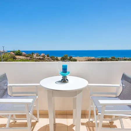 Ciel Blue With Private Pools Villa *
